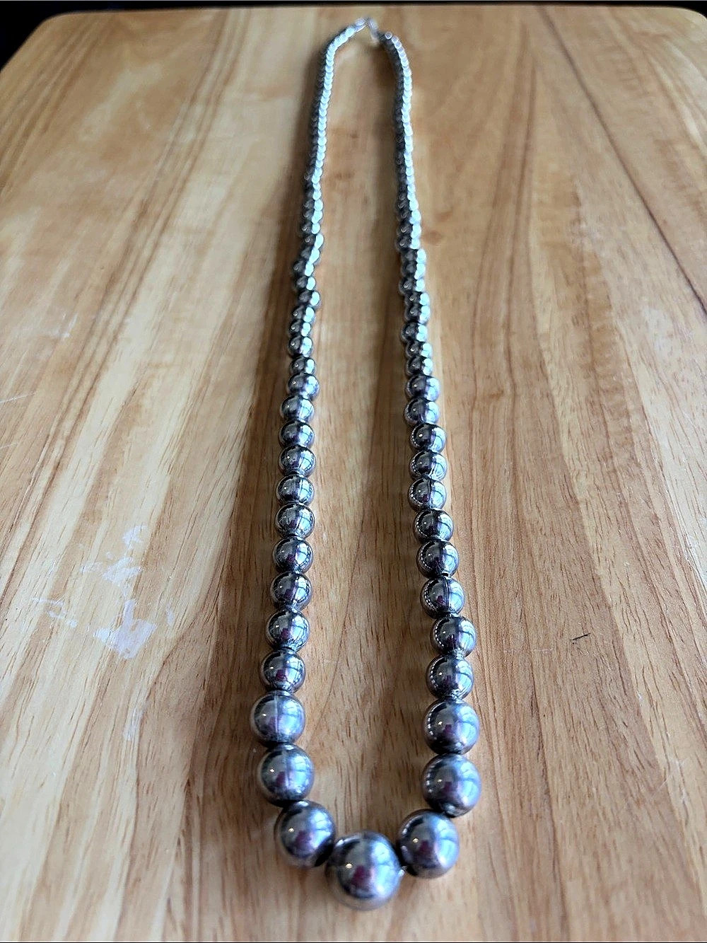 Silver tone Graduated Bead Necklace-31”